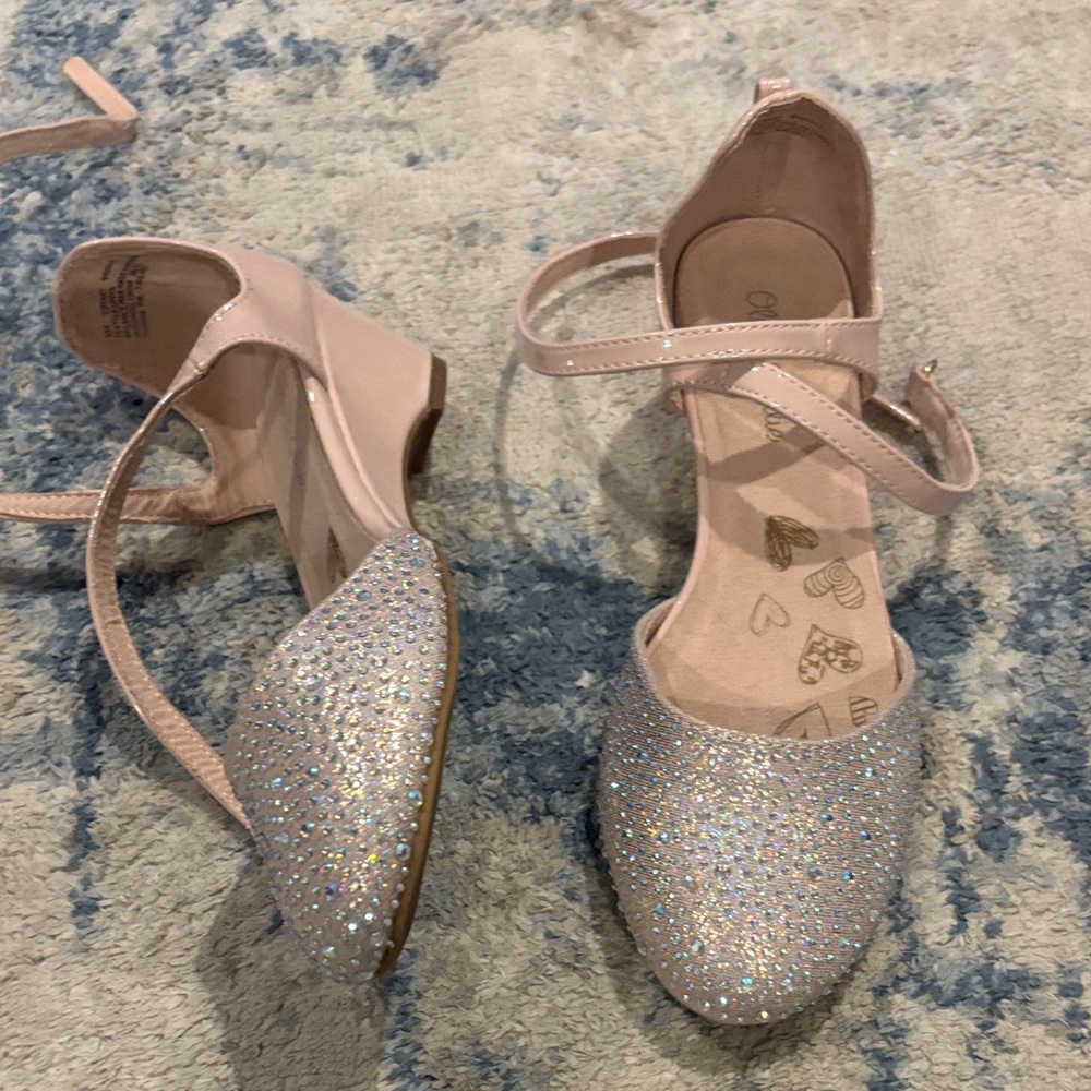 Elegant Pink Glitter Girl’s Dress Shoes
